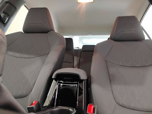 Used 2020 Toyota Corolla LE FWD image 60
