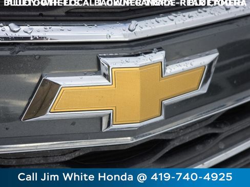 Used 2017 Chevrolet Equinox LT image 10