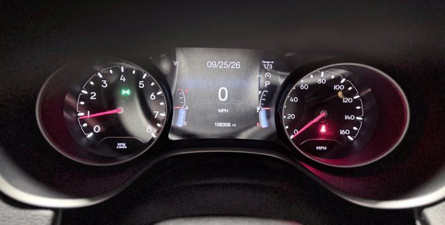 Used 2021 Jeep Compass Latitude FWD image 23
