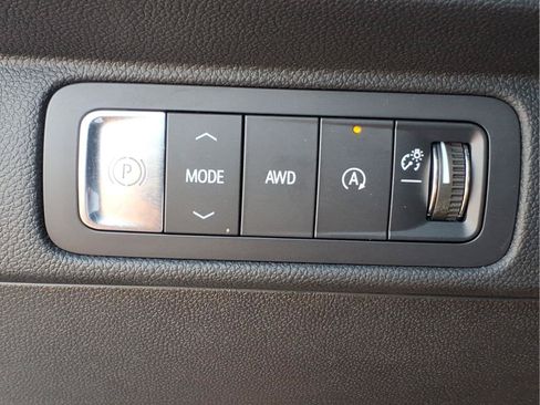 Used 2025 Chevrolet Traverse Z71 w/ Driver Confidence Package AWD/4WD image 20