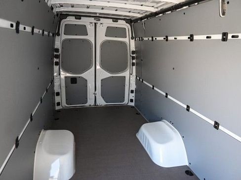 New 2025 Mercedes-Benz Sprinter 3500 image 10