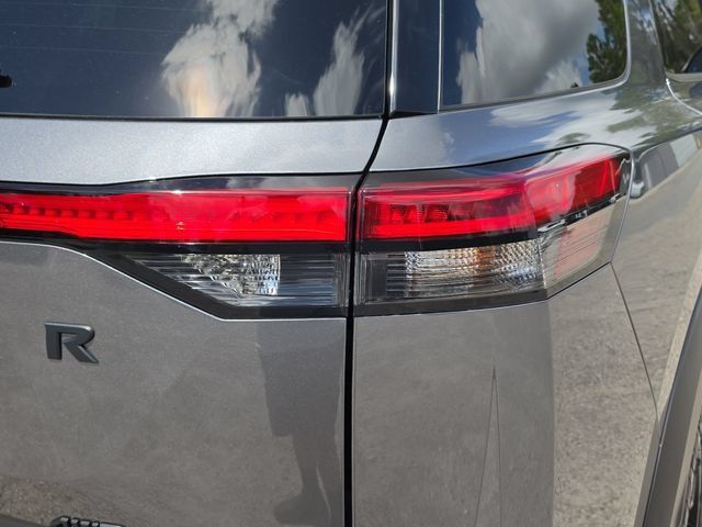 Used 2023 Nissan Pathfinder Rock Creek AWD/4WD image 7