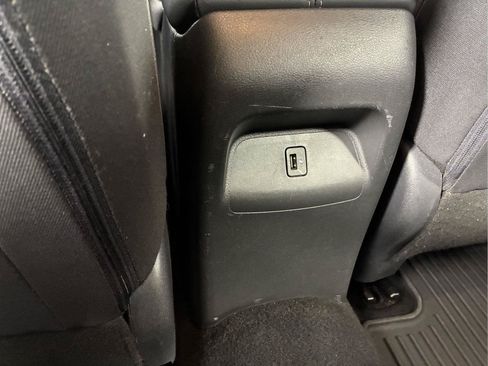 Used 2020 Nissan Sentra SV FWD image 20