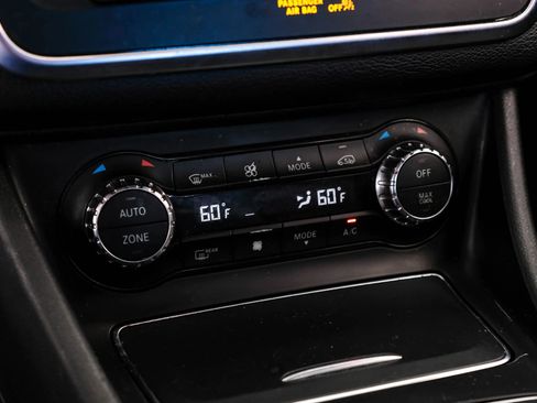 Used 2018 Mercedes-Benz CLA 250 image 28