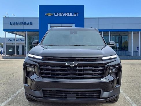 New 2026 Chevrolet Traverse LT w/ Midnight/Sport Edition image 2