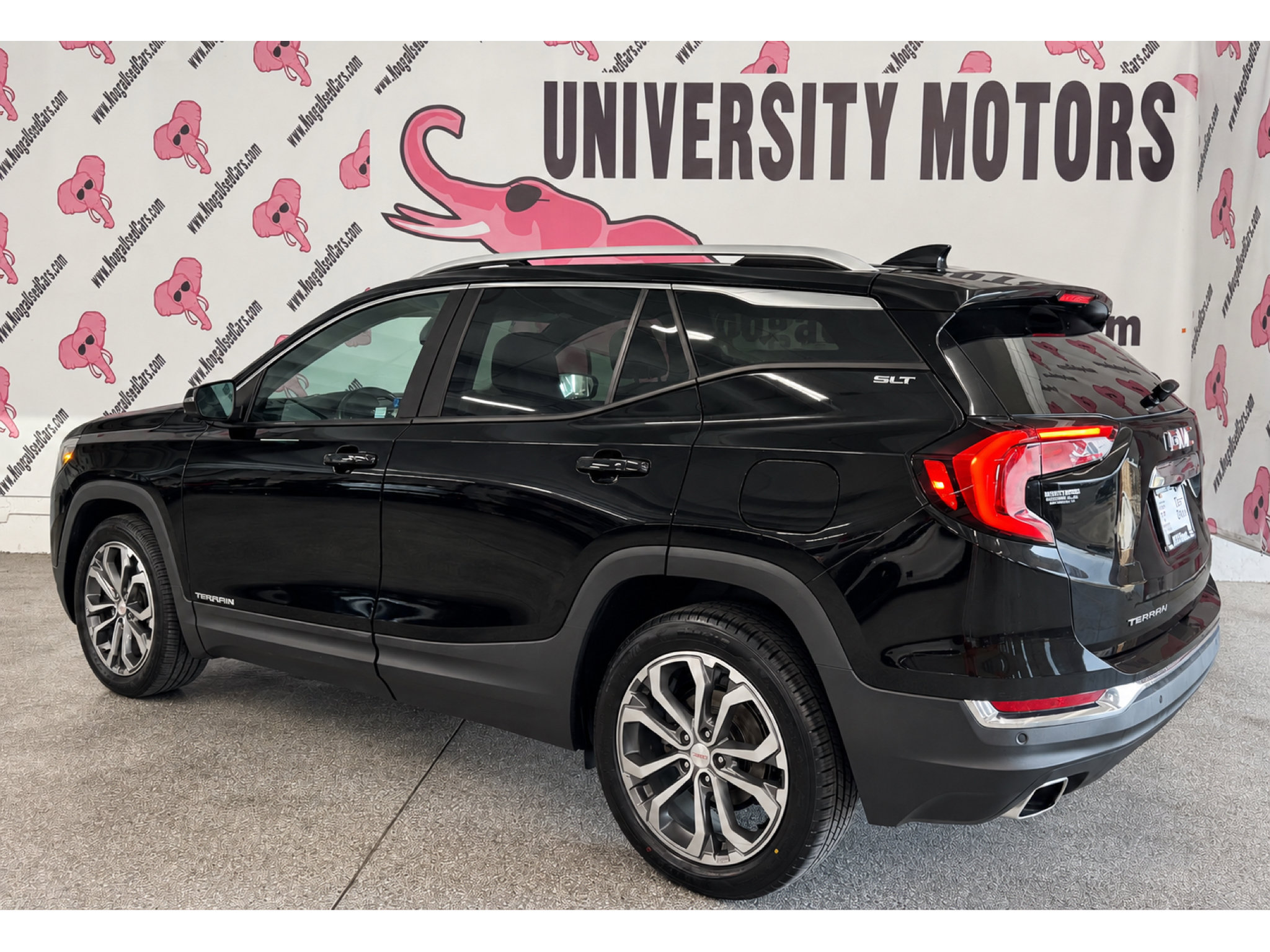 Used 2019 GMC Terrain SLT w/ Preferred Package FWD image 9