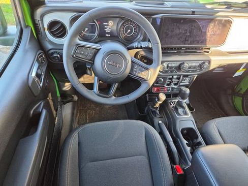Used 2026 Jeep Wrangler Unlimited Sport AWD/4WD image 10