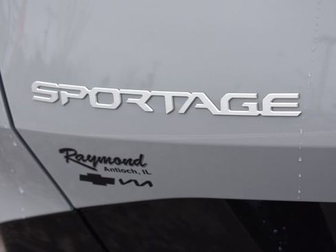 Used 2024 Kia Sportage SX image 18