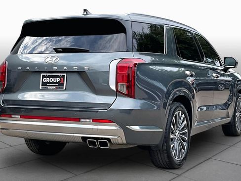 Used 2024 Hyundai Palisade Calligraphy FWD image 13