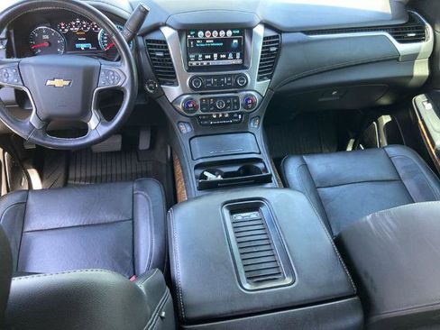 Used 2020 Chevrolet Tahoe Premier AWD/4WD image 17