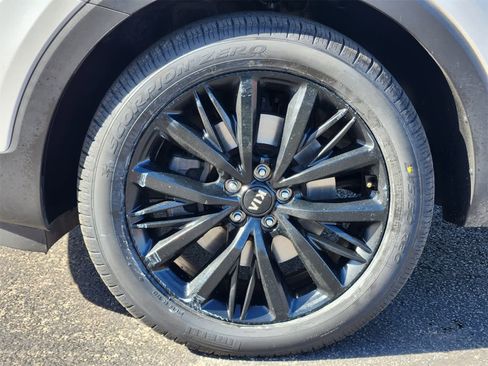 Used 2020 Kia Telluride SX w/ Towing Package image 9