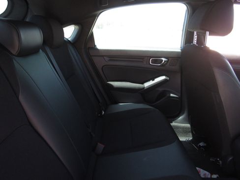 Used 2022 Honda Civic Sport image 11
