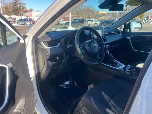 Certified 2022 Toyota RAV4 LE image 12