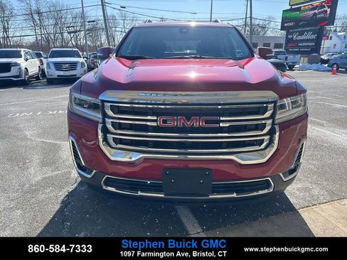 Used 2023 GMC Acadia SLT image 2