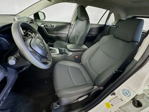 Used 2025 Toyota RAV4 LE image 13