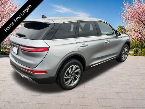 Used 2023 Lincoln Corsair AWD w/ Equipment Group 101A image 8