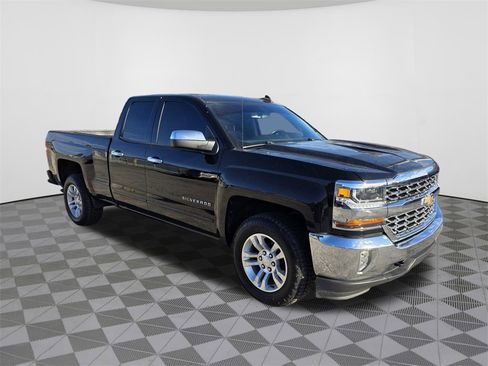 Used 2019 Chevrolet Silverado 1500 LT w/ All Star Edition image 4