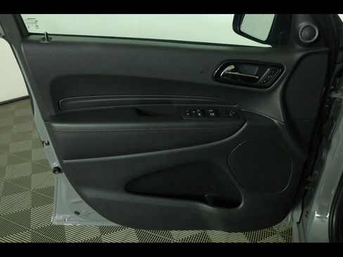 Used 2022 Dodge Durango R/T w/ Blacktop Package image 22