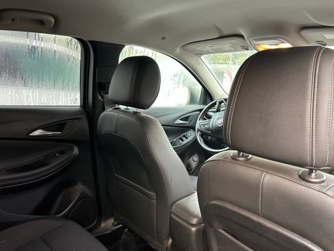 Used 2020 Buick Encore GX Select w/ Advanced Technology Package AWD/4WD image 10
