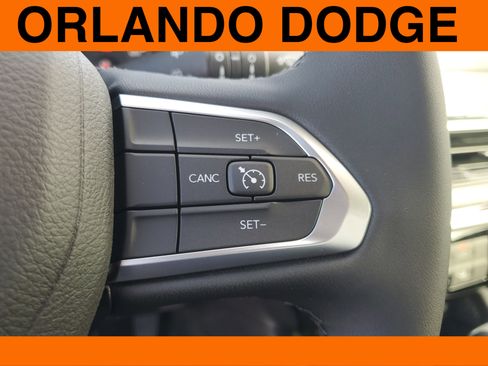 New 2026 Jeep Compass Latitude image 15