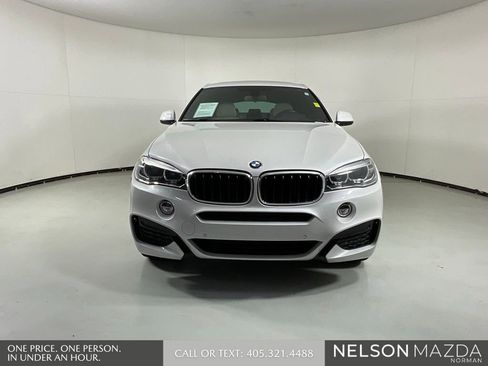 Used 2017 BMW X6 xDrive35i image 2