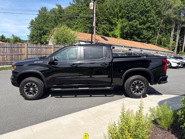 Used 2024 Chevrolet Silverado 1500 ZR2 w/ Technology Package AWD/4WD image 4