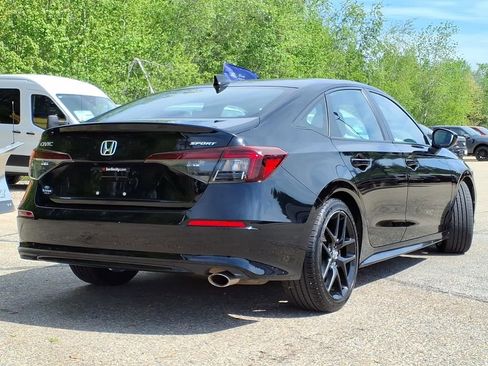 Used 2025 Honda Civic Sport image 4