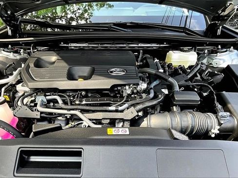 New 2025 Lexus ES 300h w/ Luxury Package image 11