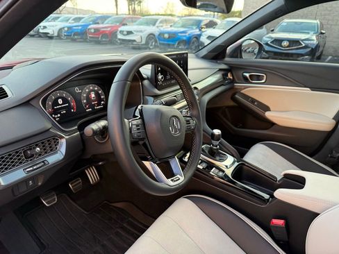 Used 2025 Acura Integra A-Spec image 8