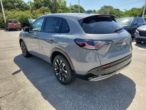 New 2026 Honda HR-V EX-L image 3