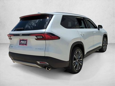 Used 2026 Toyota Grand Highlander AWD Hybrid image 5