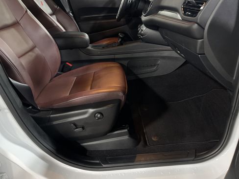 Used 2024 Dodge Durango GT image 15