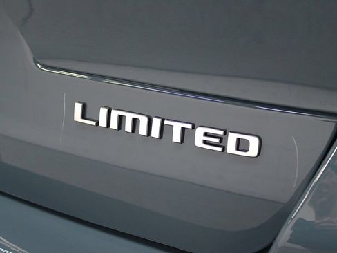 New 2026 Jeep Grand Cherokee L Limited w/ MOPAR Finishing Package AWD/4WD image 44