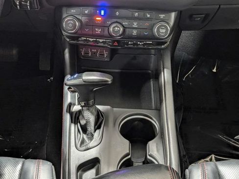 Used 2024 Dodge Durango GT RWD image 20