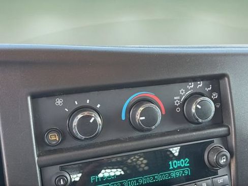 Used 2024 Chevrolet Express 2500 w/ Driver Convenience Package RWD image 28