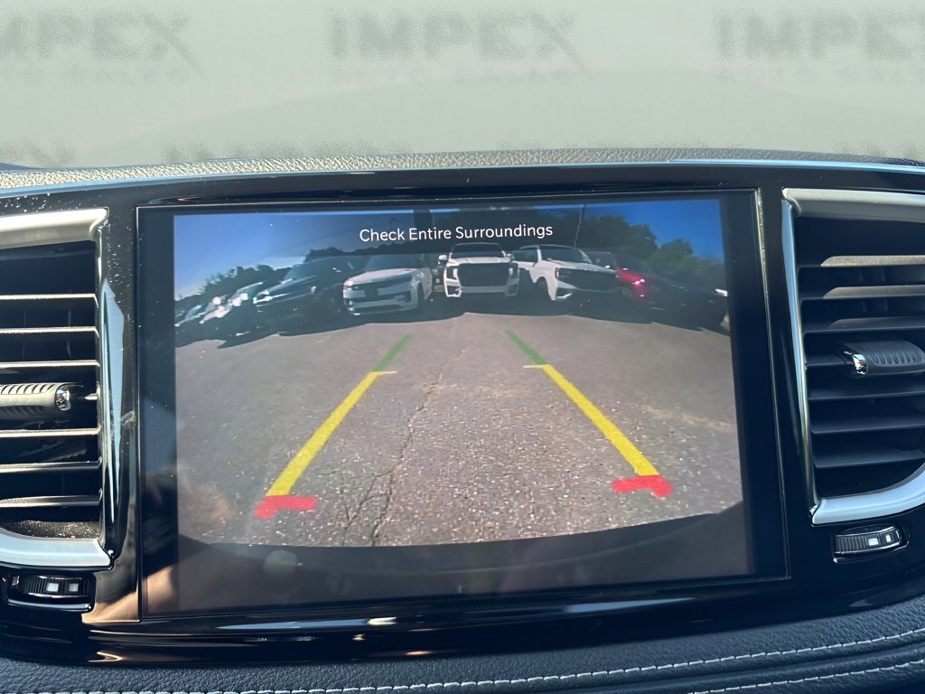 Used 2024 Chrysler Pacifica Limited FWD image 21