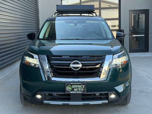 Used 2022 Nissan Pathfinder Platinum w/ Cargo Package AWD/4WD image 4
