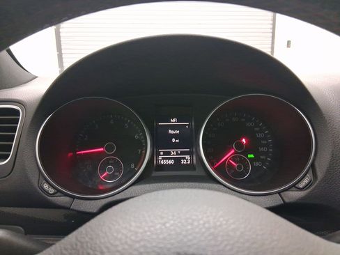 Used 2013 Volkswagen Golf 4-Door image 15