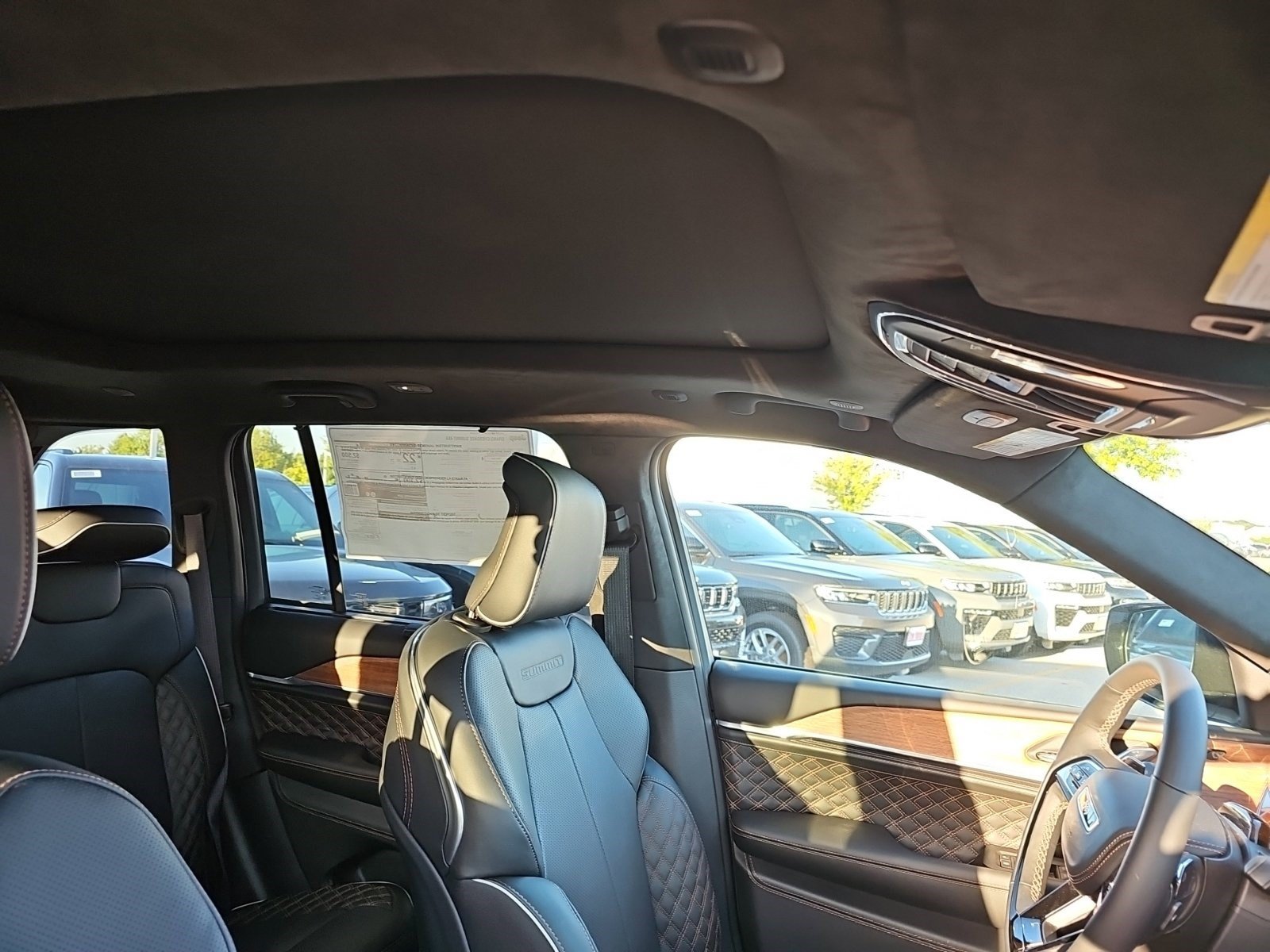 New 2027 Jeep Grand Cherokee Summit AWD/4WD image 12