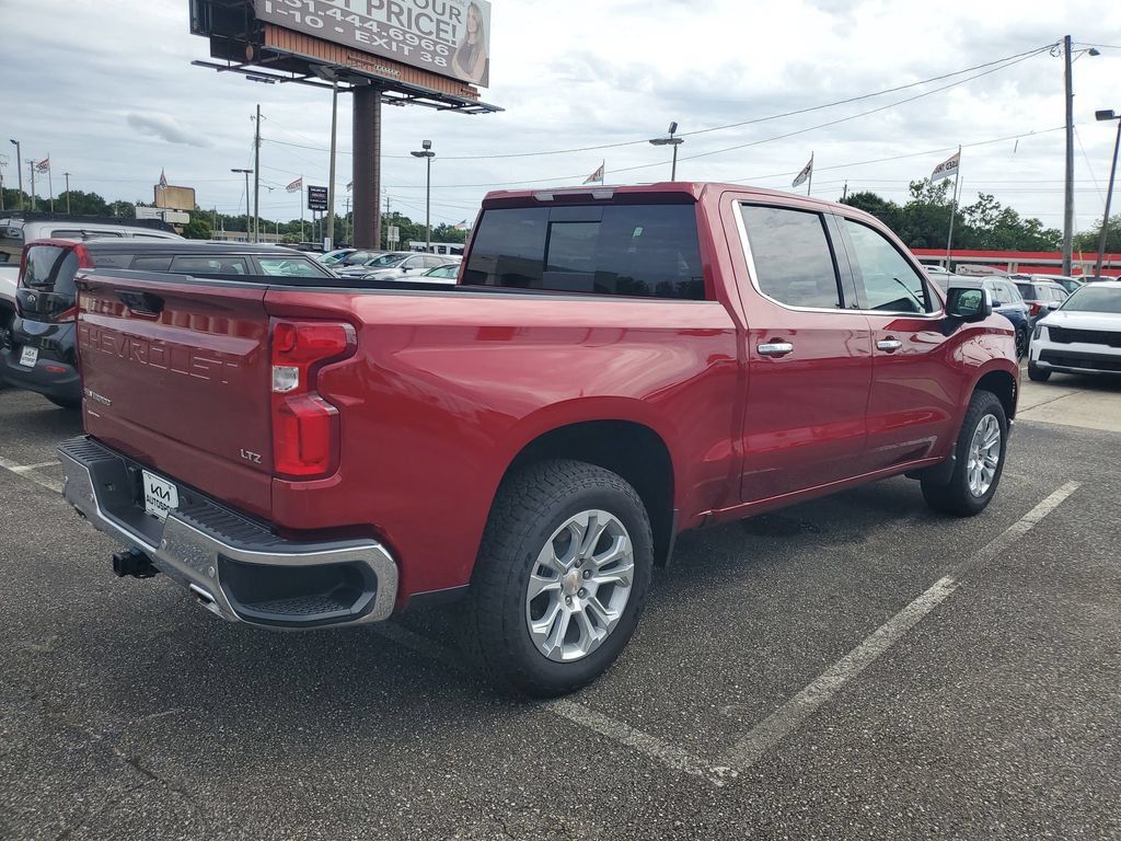 Used 2026 Chevrolet Silverado 1500 LTZ AWD/4WD image 4