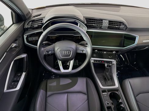 Used 2023 Audi Q3 2.0T Premium w/ Convenience Package AWD/4WD image 22