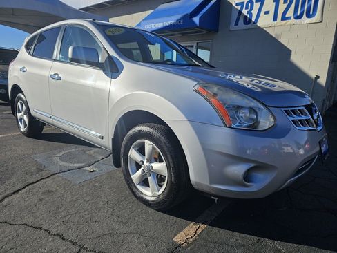 Used 2013 Nissan Rogue S w/ Special Edition Pkg image 1