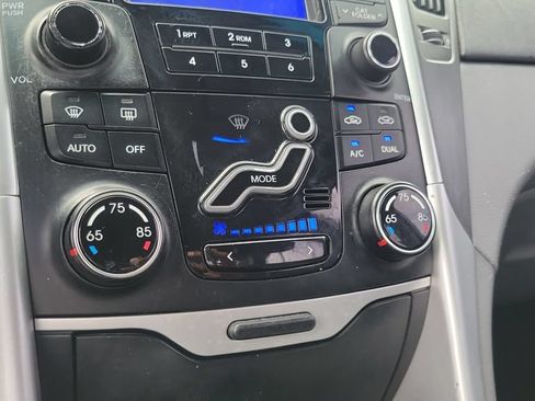 Used 2013 Hyundai Sonata SE FWD image 15
