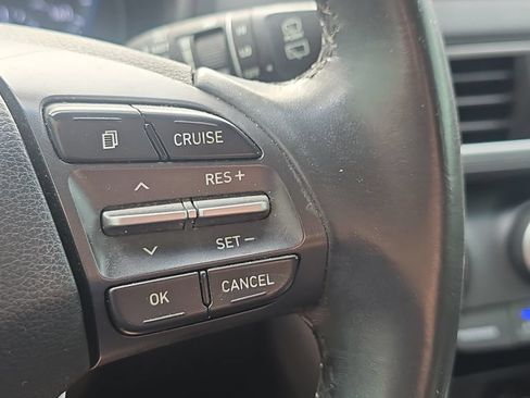 Used 2021 Hyundai Kona SEL FWD image 24