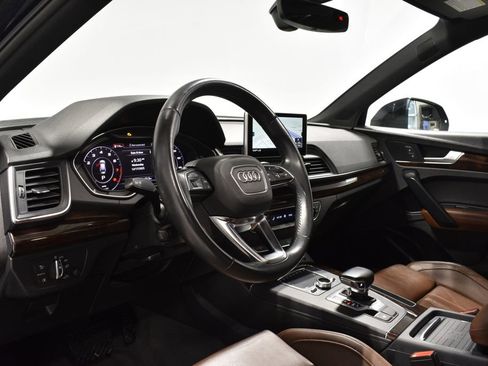 Used 2019 Audi Q5 2.0T Premium Plus w/ Premium Plus Package image 11
