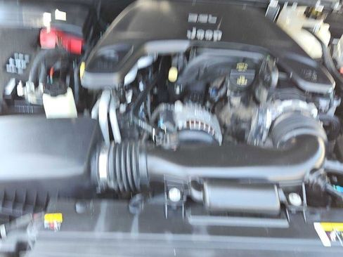Used 2021 Jeep Gladiator Mojave AWD/4WD image 24