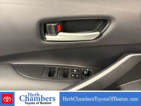 Used 2023 Toyota Corolla SE AWD/4WD image 15