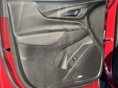Used 2024 Chevrolet Equinox RS w/ RS Leather Package AWD/4WD image 15
