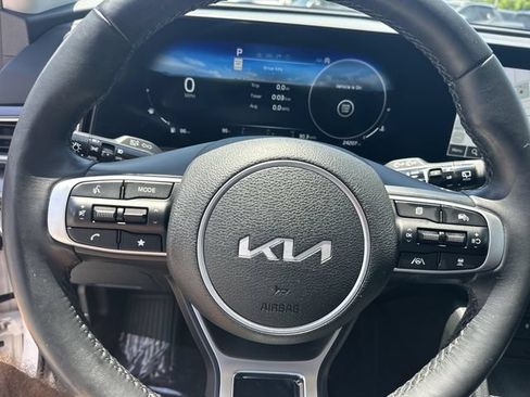 Used 2024 Kia Sportage SX FWD image 21