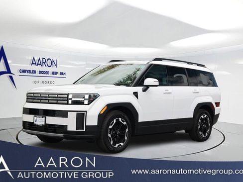 Used 2026 Hyundai Santa Fe SEL FWD image 1